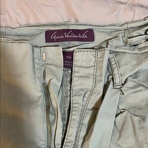 Gloria Vanderbilt Soft Gray Trousers